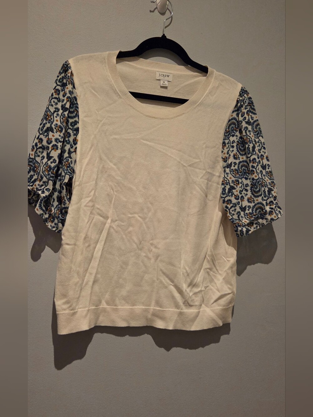 J. Crew Factory Womens Cream Knit Top with Blue Paisley  Sleeves EUC Size M